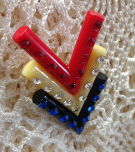 WWII V for Victory Sweetheart Red White and Blue L