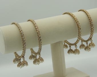 4 Piece Kundan Bridal Kaleere Bangles with Jhumka Drops, Traditional Indian Wedding Jewelry, Ethnic Bridal Accessories