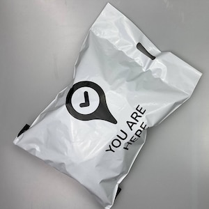 Anpassad vit poly-postpåse med handtag, personlig postpåse
