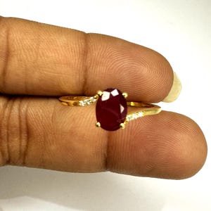 Anello vintage in oro 18 carati con rubino, anello ovale con rubino, anello di fidanzamento con rubino e diamanti, anello in oro con rubino, anello con rubino e diamanti, anello solitario ovale, anello in oro