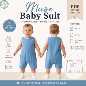 Może przedstawiać: Jasnoniebieski kombinezon dla dziecka z napisem "Muse Baby Suit". Obraz przedstawia przód i tył kombinezonu z tekstem "Comfortable, Simple, Timeless". Wzór zawiera pliki A0, A4 i US Letter oraz instrukcje ze zdjęciami. Rozmiary 3M-24M.