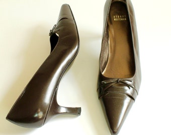 Stuart Weitzman Shoes, Size 10 Brown Pumps, 2 1/2 Inch Heel, Made in Spain