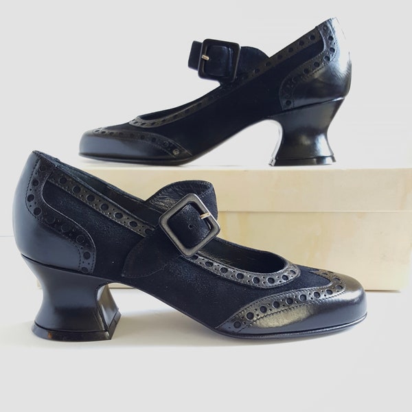 Unworn Vintage Peter Fox Shoes, Women's Size 5, Made In Italy, Mary-Jane Style, Black Suede and Leather