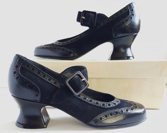 Unworn Vintage Peter Fox Shoes, Women's Size 5, Made In Italy, Mary-Jane Style, Black Suede and Leather