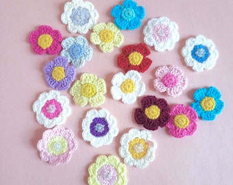 Vintage Flower Daisy Mini Appliques, 1960's, For Crafts and Sewing Projects, Set of 20