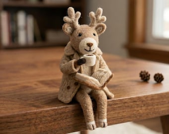 Reading Reindeer Needle Felt Figurine | Handmade Christmas Deer with Book & Coffee | Cozy Winter Decor | Woodland Animal Gift