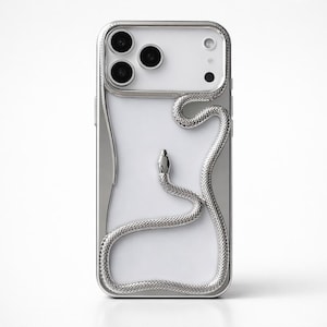 iPhone スネーク柄スマホケースとスネーク柄iPhoneカバー
