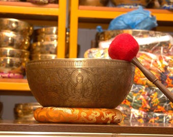 11インチの手彫りシンギングボウル（ヒーリングサウンドセラピー、スピリチュアルウェルネス、ヨガギフトアイテム）