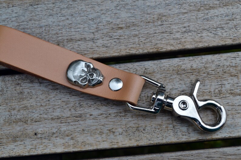 Leather heavy duty belt loop key chain / key holder with Skull Etsy
