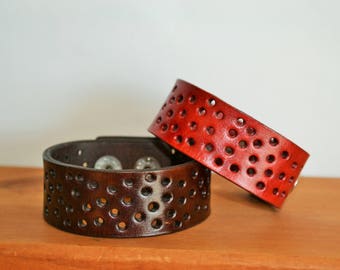 Leather bracelet - choose your size and color