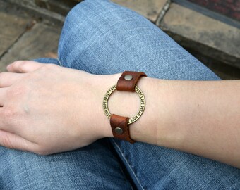 Brown leather bracelet with o-ring Dream Hope Trust Love - Handmade