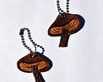 Leather Mushroom keychain - Hand tooled