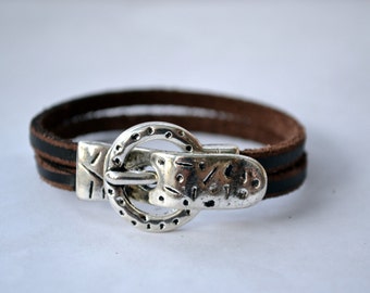 Leather bracelet with beautiful magnetic clasp