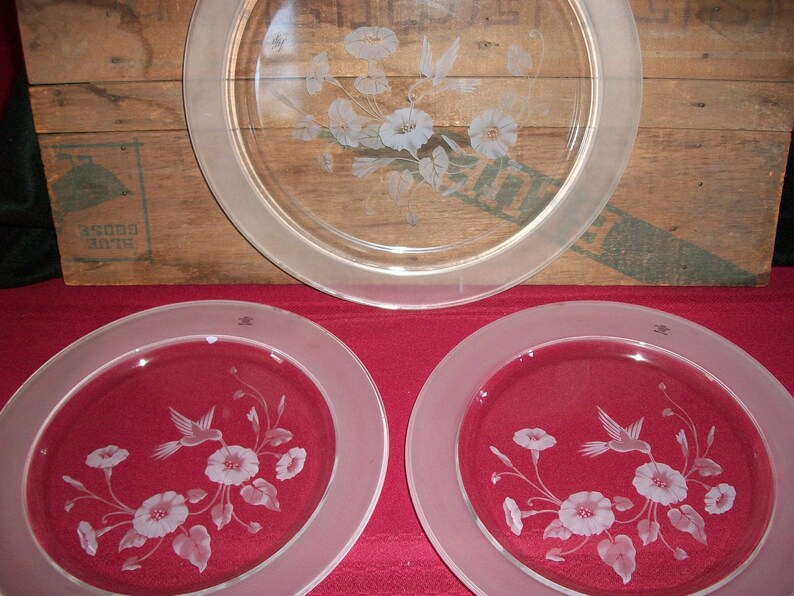 24/% Lead Crystal Avon Hummingbird Dinner Plate... 2 EtchedFrosted Scene of Hummingbird Sipping Nectar from Flower..Beautiful Condition