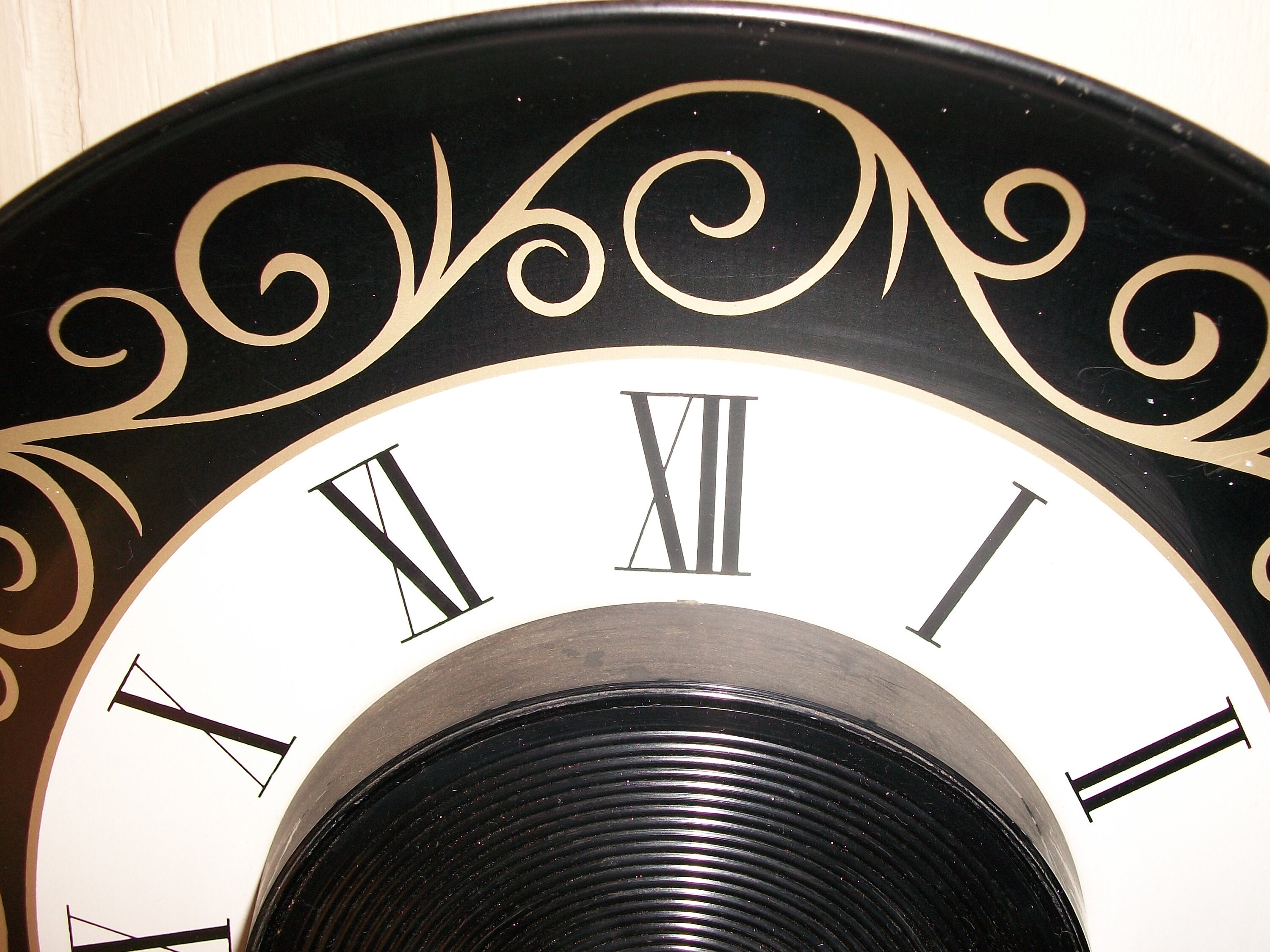 Vintage Spartus Corp Black and Gold Electric Wall Clock...Mid Etsy