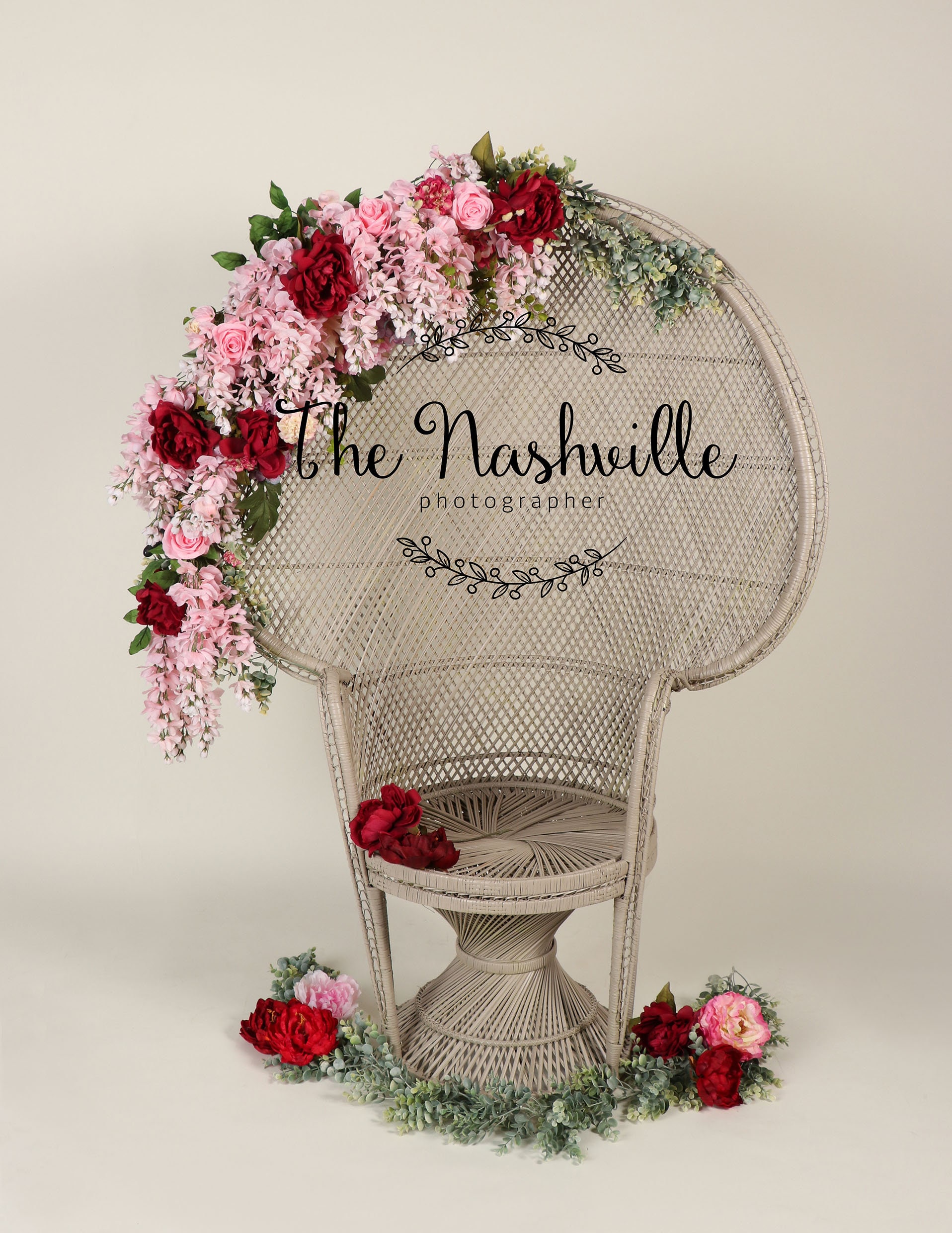 Pink peacock chair deals
