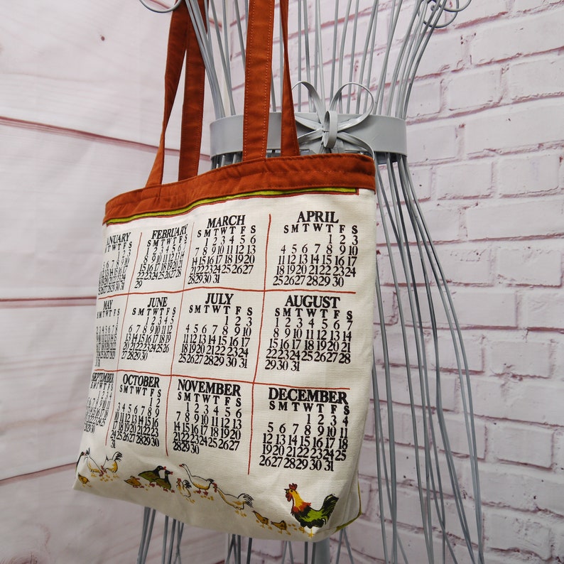 1976 Cloth Calendar Tote, Upcycled Calendar Tote, Repurposed Calendar Tote Bag, 1976 Retro Tote, Vintage Calendar Tote Bag Again zdjęcie 2