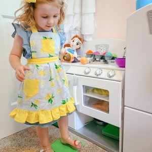 Toddler Lemon Apron, Girls Lemon Apron, Lemon Apron, Fruit Apron, Little Girls Apron, Ruffled Apron, Kids Apron, Little Girls Apron, Apron