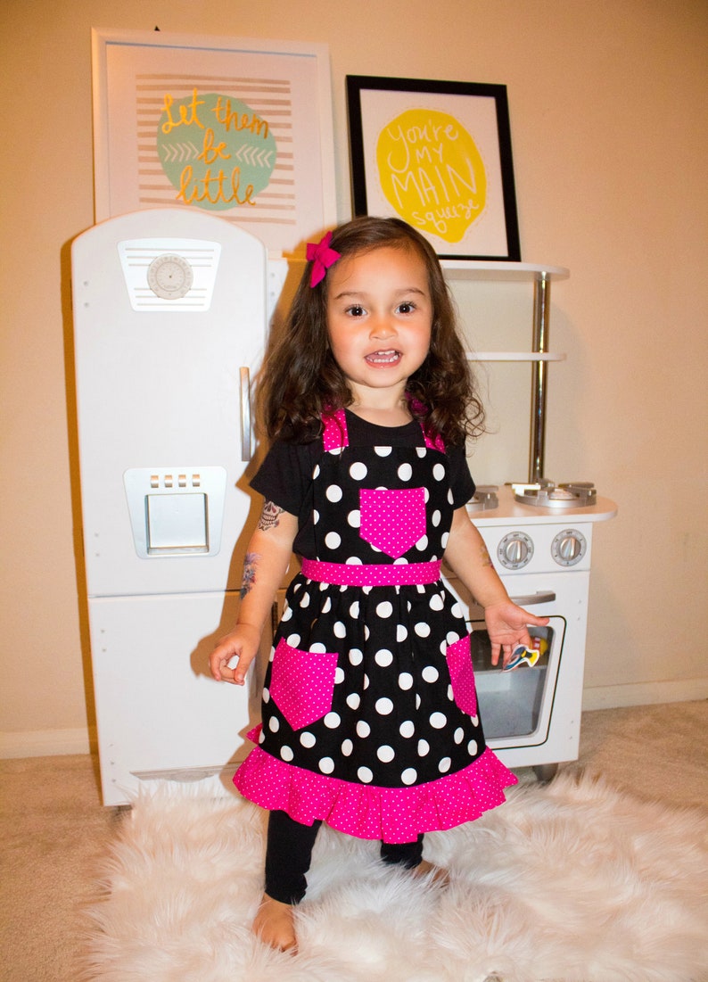 Kids Apron Polka Dot Apron Children/'s Apron Toddler Apron Little Girls Apron Girl Apron Cooking Apron Baking Apron Retro Style Apron