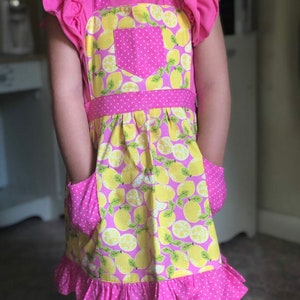 Toddler Pink Lemon Apron, Pink Lemon Apron, Lemon Apron, Little Girl Apron, Baking Apron, Cooking Apron, Child Apron, Birthday Gift Apron