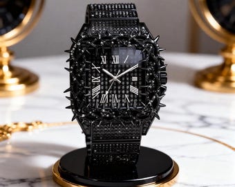 Reloj cuadrado, estilo vintage, con números romanos, estilo hip hop y detalles brillantes, de acero inoxidable.