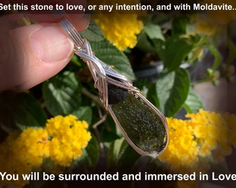 Genuine Moldavite Crystal with Rare Saffordite Necklace Pendant Czech Republic Tektite Healing Stones Jewelry S44 ZP