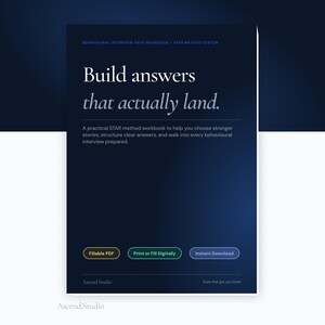 Puede incluir: Un libro de trabajo digital con un fondo degradado azul oscuro. El título "Build answers that actually land" está en texto blanco grande. Debajo, el texto dice "A practical STAR method workbook..." con opciones para PDF rellenable, Imprimir o rellenar digitalmente y Descarga instantánea.
