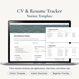 Pode incluir: Um laptop exibe um modelo Notion para rastrear currículos, candidaturas e entrevistas. A tela mostra um painel com seções para versões de currículos e candidaturas. O texto inclui "CV & Resume Tracker" e "Notion Template."