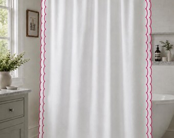 ダブルスカラップ刺繍入りコットンシャワーカーテン（ボタンホール付き、1枚組）