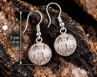 Handgemaakte Syrische filigraan oorbellen, 925 sterling zilveren hangende oorbellen, traditionele Syrische ambachtelijke sieraden, zilveren bolvormige hangende oorbellen.