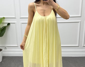 Vestido largo plisado amarillo mantequilla, vestido de noche largo de gasa fluida, vestido de diseño especial para ocasiones especiales, elegante vestido bohemio, limón, regalo para ella