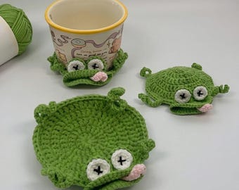 Handmade Frog Crochet Coaster, Cute Animal Movie Rug for Coffee Lovers, Funny Flat Frog Desk Accessory