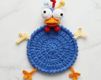 Handmade Chicken Crochet Coaster, Cute Animal Movie Rug for Coffee Lovers, Funny Flat Chicken Desk Accessory