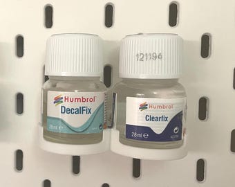 Humbrol 28 ml bottles storage rack for Skadis pegboard
