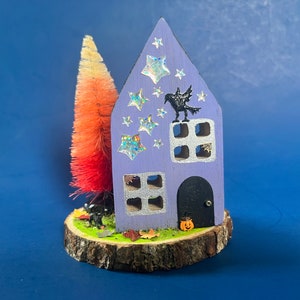 Autumn decor, Fairy garden, autumn house, pumpkins, home decor, fall art, miniature wood house, autumn scene, Halloween decor, art on wood