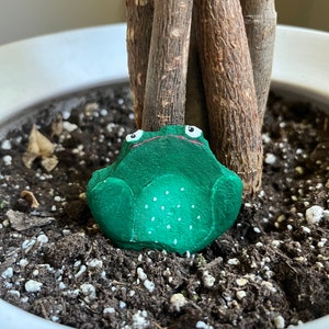 Frog, Painted frog rock, frog pebble, painted stone, found item, plant decor, paperweight, garden decoration, terrarium, fairy garden
