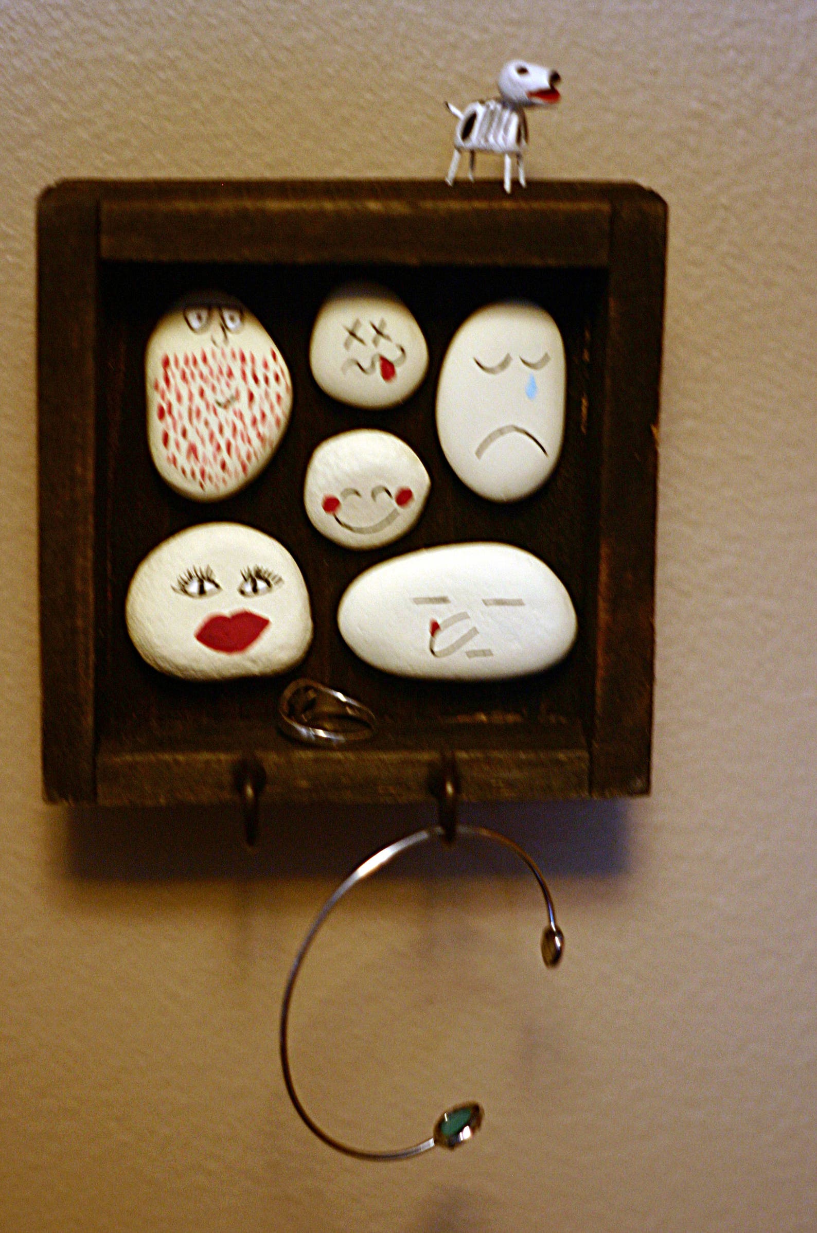 Painted Rocks Pebbles Shadow Box Diorama Faces on Rocks Etsy