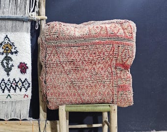 Moroccan Wool Vintage Pouf, Handmade Moroccan Wool Pouf, Old Beni Ourain Ottoman Living Room Decor, Artisan Berber Patterns Pouf 60x60cm.