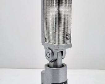 ビンテージ 1960年代 Shure 330 リボン型単一指向性マイクロホン 非常に希少！