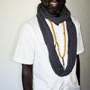 Abubakr Infinity Crochet Scarf