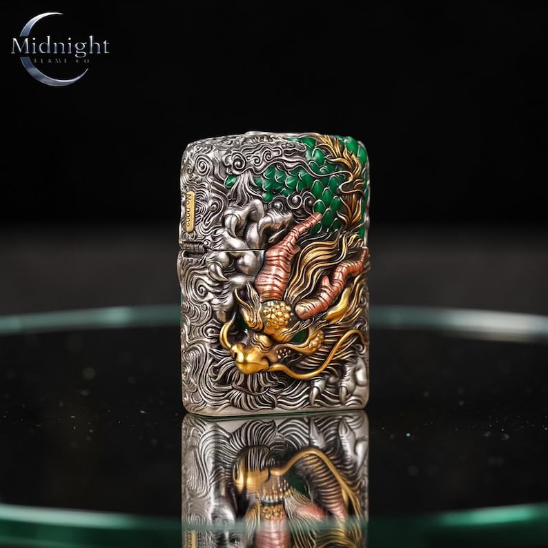 Briquet en métal à collectionner, cadeau pour lui, style zippo, dragon 3D gravé, briquet de poche coupe-vent, pièce de collection rare fabriquée aux États-Unis image 6