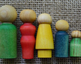 Primary Colored Wooden Peg Family - Waldorf Inspired Figures for Creative Play