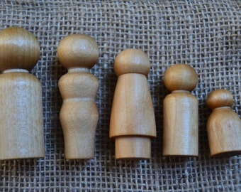 Natural Wooden Peg Family - Finished with Beeswax Polish -  Waldorf Inspired Figures for Creative Play