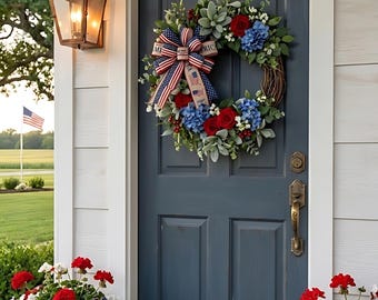 Ghirlanda patriottica per il 250° anniversario degli Stati Uniti per la porta d'ingresso, decorazione americana 1776-2026, ghirlanda americana per il 4 luglio, appendi ghirlanda estiva rossa, bianca e blu.