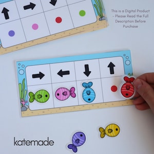 Op de afbeelding: Een printbaar educatief werkblad met een raster met zwarte richtingspijlen en kleurrijke visuitsparingen. Het blad bevat de tekst: This is a Digital Product - Please Read the Full Description Before Purchase. De merknaam katemade is zichtbaar.