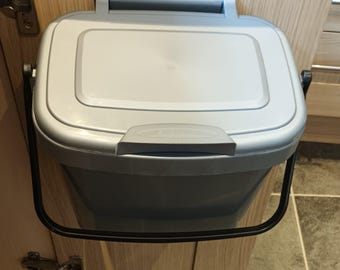 Food Waste Caddy Door Mount Hook | Compost Bin Holder | 3D Printed
