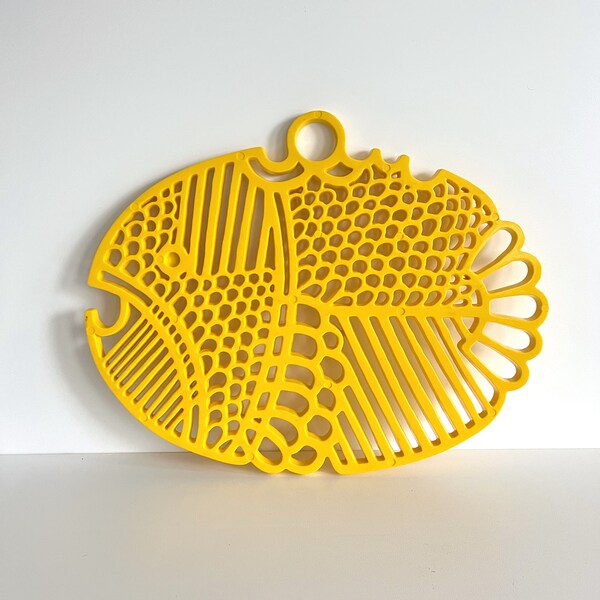 Dansk Gourmet Designs Melamine Fish Trivet by Gunnar Cyren