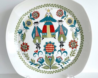Curated visual reference: Romantic Traditional Scandinavian Housewares Reference: Figgjo Flint Saga Serving Platter