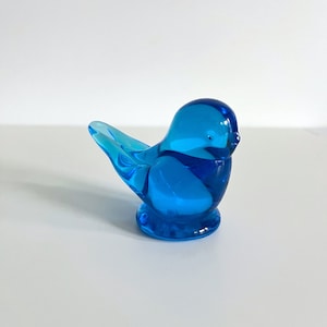 Vintage Bluebird of Hapiness Art Glass