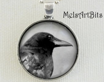 Raven Crow Black Bird Animal Witch's Familiar / Witchcraft Spells / Pendant Necklace/ Spooky Goth Jewelry/ Black White / Protection Talisman